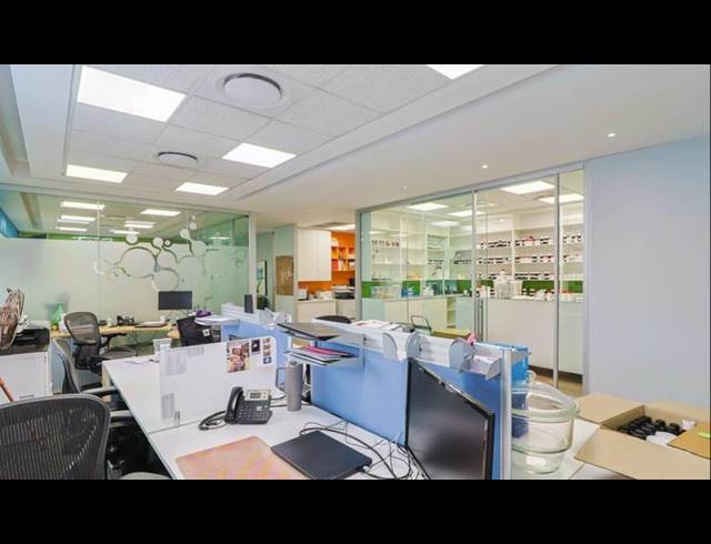 229M² OFFICE FOR SALE IN MEYERSDAL